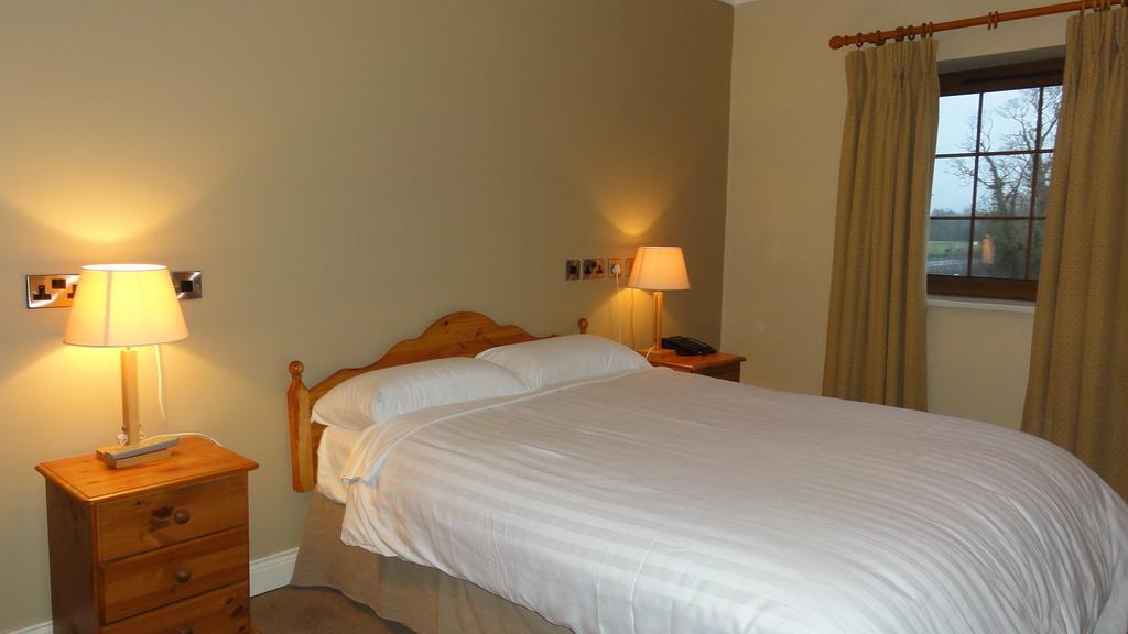 Hannon'S Hotel روسكومون الغرفة الصورة